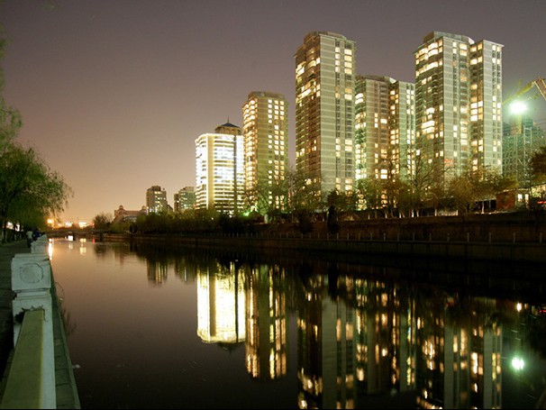 �����L���D